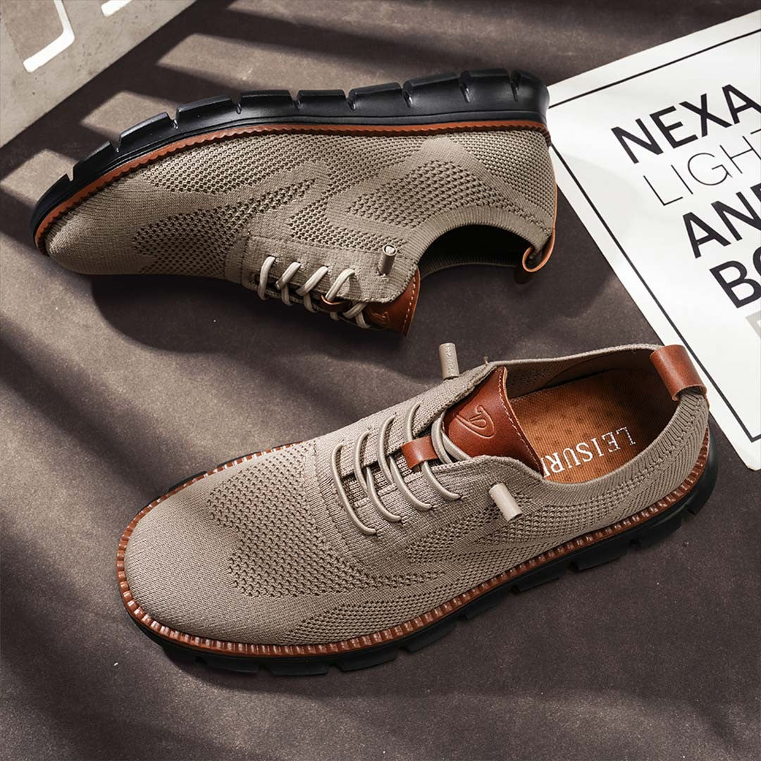 St. James - Urban Blackout Eleganta och Bekväma Herrsneakers i Begränsad Upplaga - Brun
